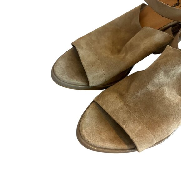 Free People See Ya There Suede Sandals Ankle Buckle Chunky Heels Size 41 10 US - Picture 9 of 13